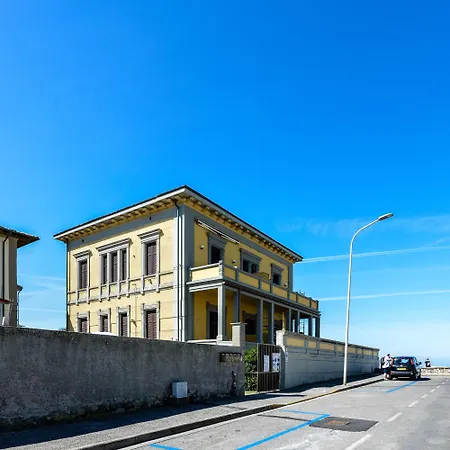 Ilary * Marina Di Pisa