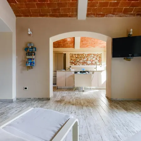 Ilary Marina Di Pisa