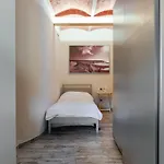 Ilary 马里纳·迪·比萨